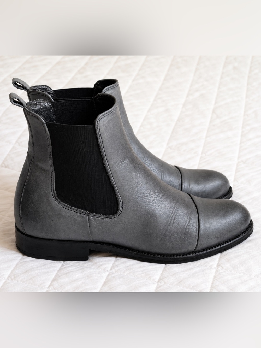 Ten Points Grey Leather Chelsea Ankle Boots Size 6.5